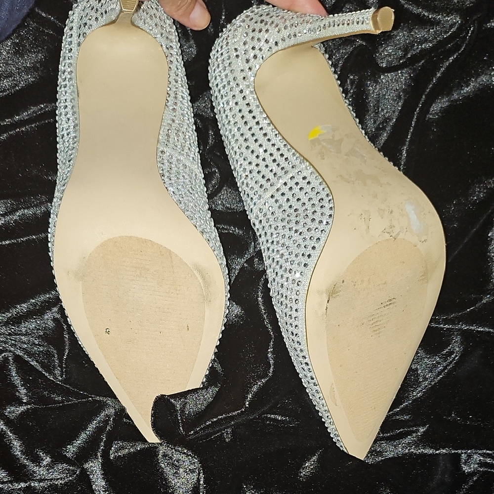 Steve Madden Glittering Silver Heels - Picture 5 of 6